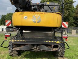 New Holland CR 9.90
