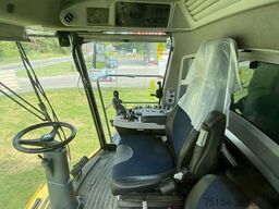 New Holland CR 9.90