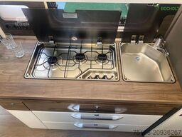 HOBBY Excellent Edition 545 KMF Modell 2026