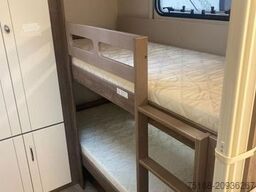 HOBBY Excellent Edition 545 KMF Modell 2026