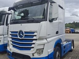 Mercedes-Benz Actros 1845