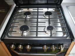 ORANGECAMP /Knaus T 740 EB -TV-SAT-NAVI-MARKISE-HUBBETT