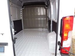 PEUGEOT Boxer KW 333 L2H2 BlueHDi 120*NAVI-AHK