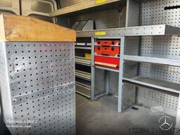 Mercedes-Benz Sprinter 319 CDI KA Hoch AHK 2,8t+Regal+Klima