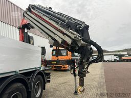 Mercedes-Benz Arocs 4151 K 8x4 Arocs 4151 K 8x4, Fassi Heckkran F 365 RA. 2.26 E Dynamic, Funk