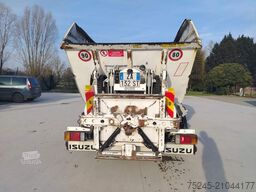 Isuzu N2R P75 3.0 L 150CV