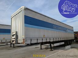 Krone curtainsider hardwood floor