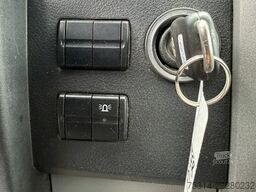 Volkswagen Crafter Hochdach/ Regalausbau/ Kamera/ Klima Hochdach / Regalausbau / Rückfahrkamera