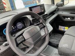 FIAT E-Doblò serie 2 E-Doblò L1 Kawa 50kWh 100kW (