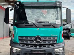 MERCEDES-BENZ Arocs 1832 K 4x2 MEILLER & FASSI F120B LK