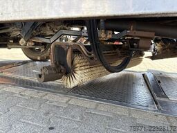 Mercedes-Benz ATEGO 1323 4x2 EURO6 ZAMIATARKA FAUN VIAJET 6RH