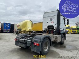 Mercedes-Benz Arocs 1943