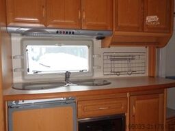 HOBBY Landhaus 720 UML *Vorzelt*