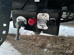  Ovox triple-axle trailer