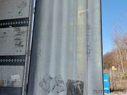 SCHMITZ CARGOBULL SKO24 FP25 ISO Koffer-LIFT- verzinkt