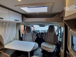 PÖSSL 2 WIN S+ 140PS  mit Radio/Navi/Kamera + Markise