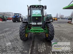 John Deere 6920