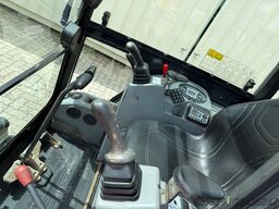 BOBCAT E17 / 2023 BJ / 4 x Löffel / 744 H