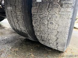 Kaupe 3 akslet hook trailer with tipper for sale as a re