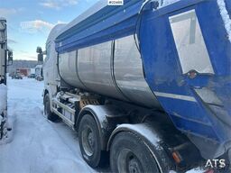 Scania R580 asphalt truck 6x4 w/ guillotine hatch and alm