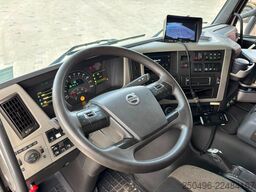 Volvo FM 500 8x4*4 HIAB 144E-5 / BOX L=5992 mm