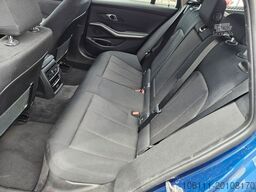 BMW 320 d xDrive Touring PDC Mild-Hybrid Navi/Ahk.
