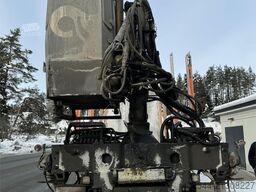 Volvo FH16 750 6x4 Timber Truck with Loglift F108S