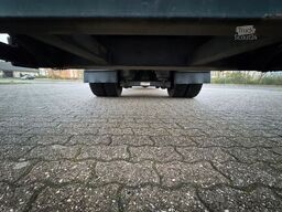 DAF LF 16.260 Tiefkühlkoffer mit Ladebordwand