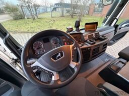 MAN TGL 8.190  Isolier Koffer mit Ladebordwand