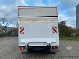 FUSO Canter 9C18 Koffer mit Ladebordwand