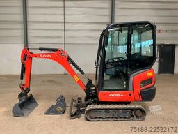 Kubota KX 016-4