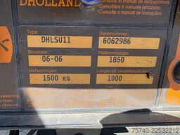 Scania P230 + 3 PEDALS  + 19t + LOADLIFT 1500 KG