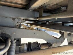 Mercedes-Benz ACTROS 2545 6x2 BOX 8m10 x 2m80 - TAILLIFT - LI...