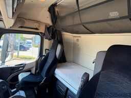 Mercedes-Benz ACTROS 2545 6x2 BOX 8m10 x 2m80 - TAILLIFT - LI...