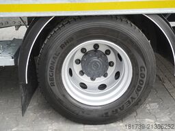 Renault D16 / NEW Tow truck 7.7 m / 170 tho. km