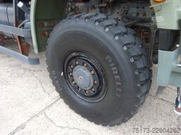 MERCEDES-BENZ AXOR-R 1829 A Bm 950.562 Pritsche/Plane