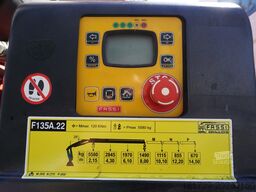 Renault C280 DTI 8 / FASSI crane 5.6T / range 8m