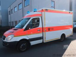 MERCEDES-BENZ Nr.129 Sprinter RTW 516CDI 1.Hand / Kamera