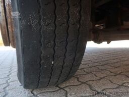 MERCEDES-BENZ Nr.1032 Atego 818 1.Hand / Ladeboardwand