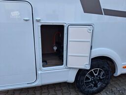 CARADO T 338s Markise / Radträger / Alufelgen