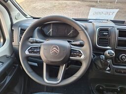 CARADO T 338s Markise / Radträger / Alufelgen