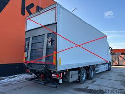 Volvo FH 500 6x2 FOR SALE AS CHASSIS / GLOBE XL / RET...