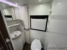 Mercedes Actros STX Motorhome Mercedes Actros, met auto ...