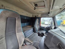 Volvo FM 330 / 4x2 / Hds Fassi / Serviced!