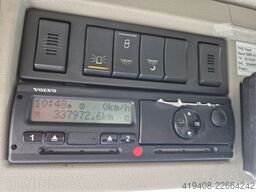 Volvo FM 330 / 4x2 / Hds Fassi / Serviced!