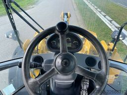 Caterpillar 926M