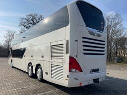 Neoplan SKYLINER L