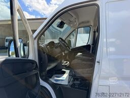 Peugeot Boxer Kasten 435 L4H2  180 AUT/NAvi/PDC
