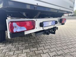 MAN TGE 3.140 Doka Pritsche Lang