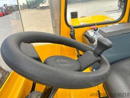 Combilift C2500 / Compact / Wide positioner